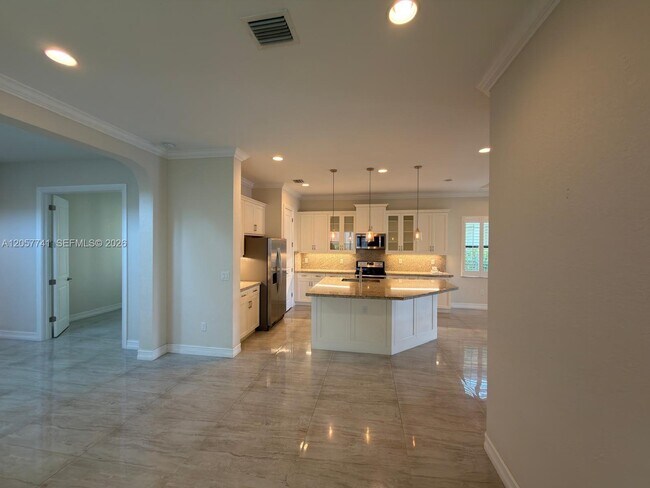 Foto del edificio - 455 SW 113th Ln