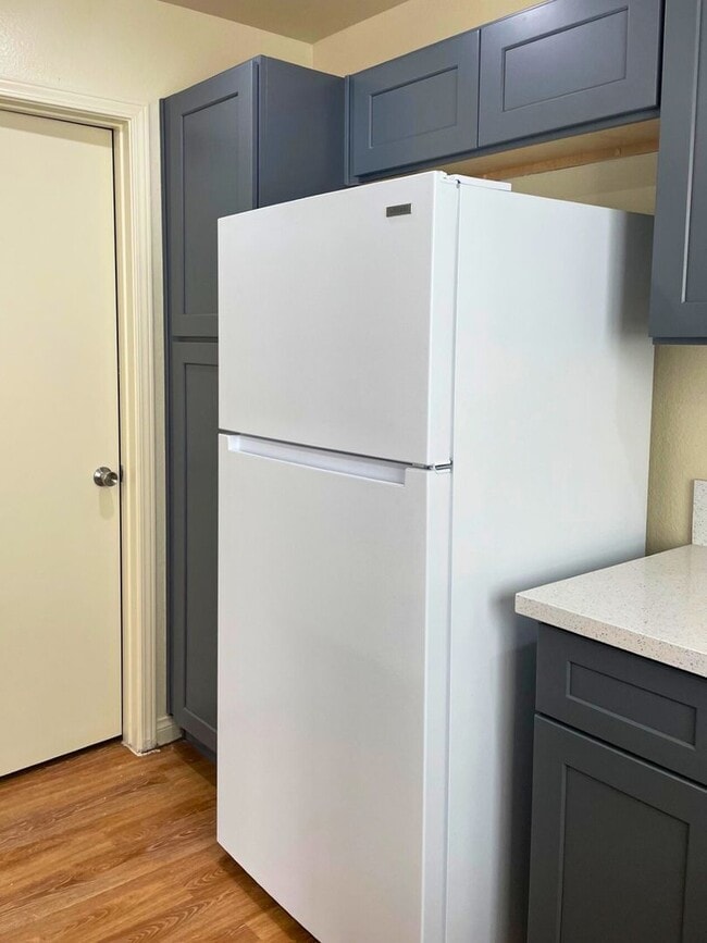 Foto del edificio - MOVE-IN READY 3BR/2.5BA SINGLE FAMILY HOME...