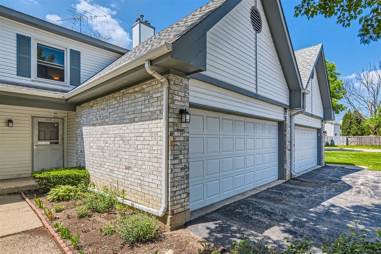 Primary Photo - 1514 Hazelwood Ct