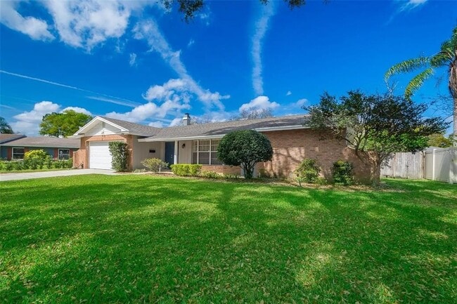 Foto del edificio - 2907 Little John Rd