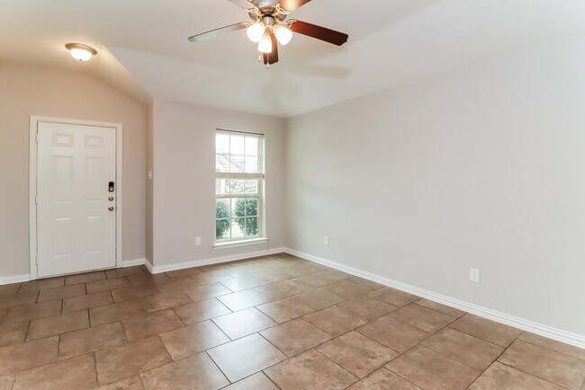 Foto del edificio - 2412 Hawkwood Ct