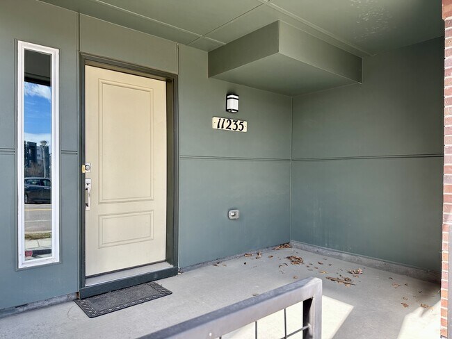 Foto del edificio - 11235 Colony Row