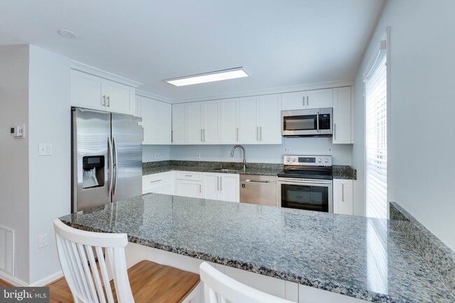 Building Photo - 19 Chisholm Landing Ct
