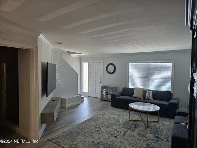 Building Photo - 695-A1A A1A N