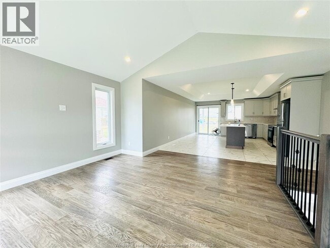 Building Photo - 4407 Belmont Ave