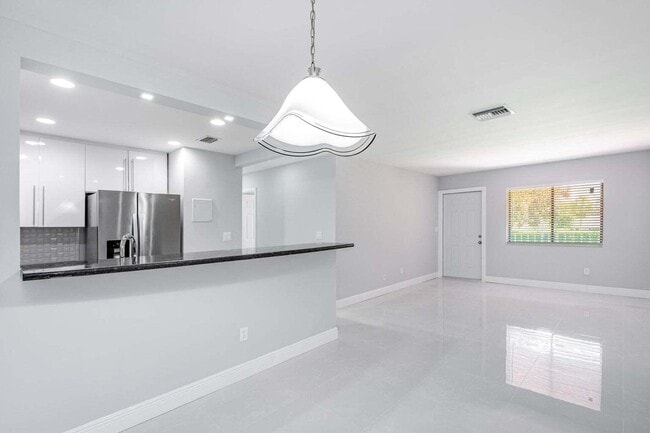 Foto del edificio - 6063 10th Ave N