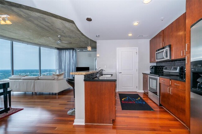 Foto del edificio - 155 S Court Ave