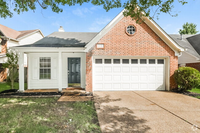 Building Photo - 1030 Nolan Ln