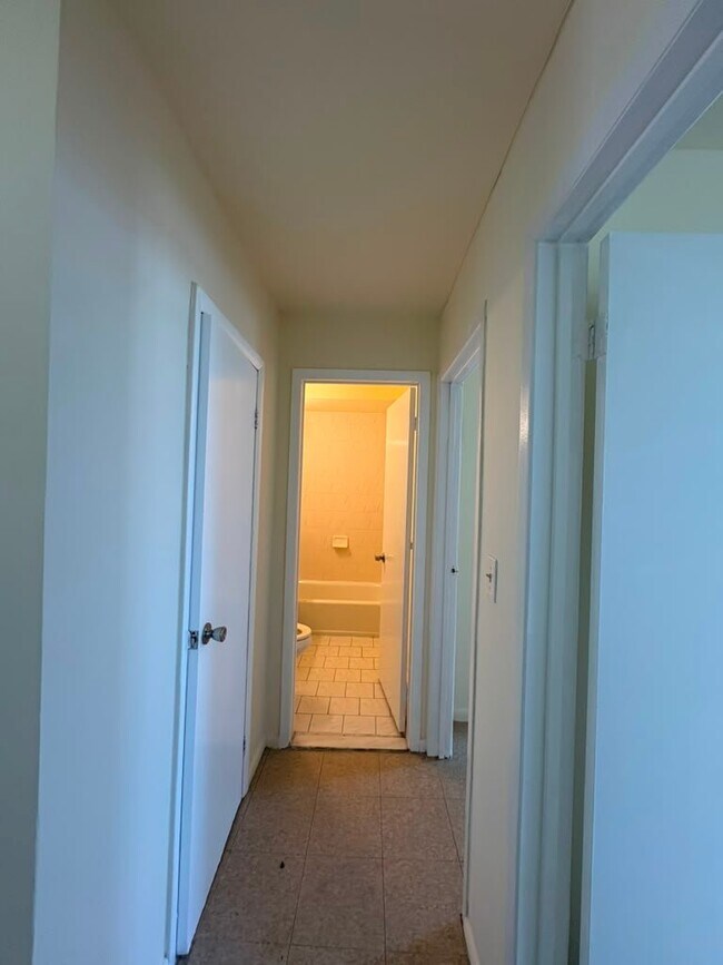 Foto del edificio - 185 Valentine Ln