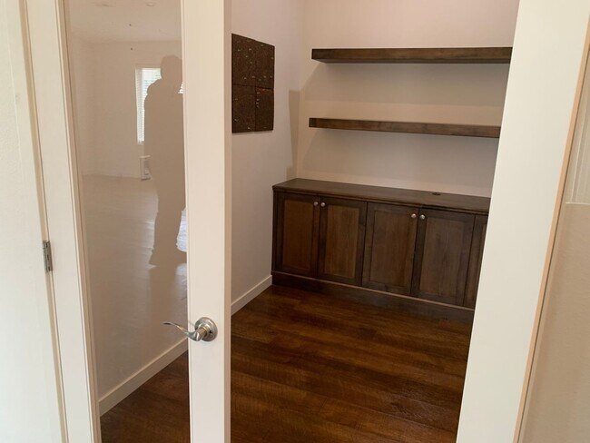 Building Photo - Post Falls Rancher