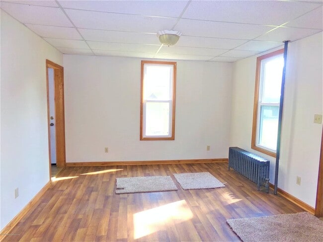 Foto del edificio - 94 E Church St