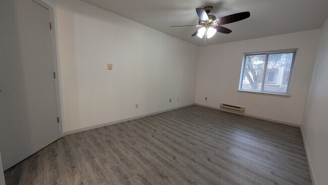 Foto del edificio - 1144 Morraine View Dr