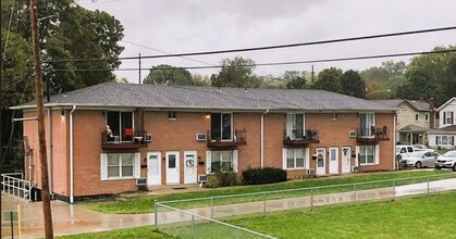 Building Photo - 23 S River St