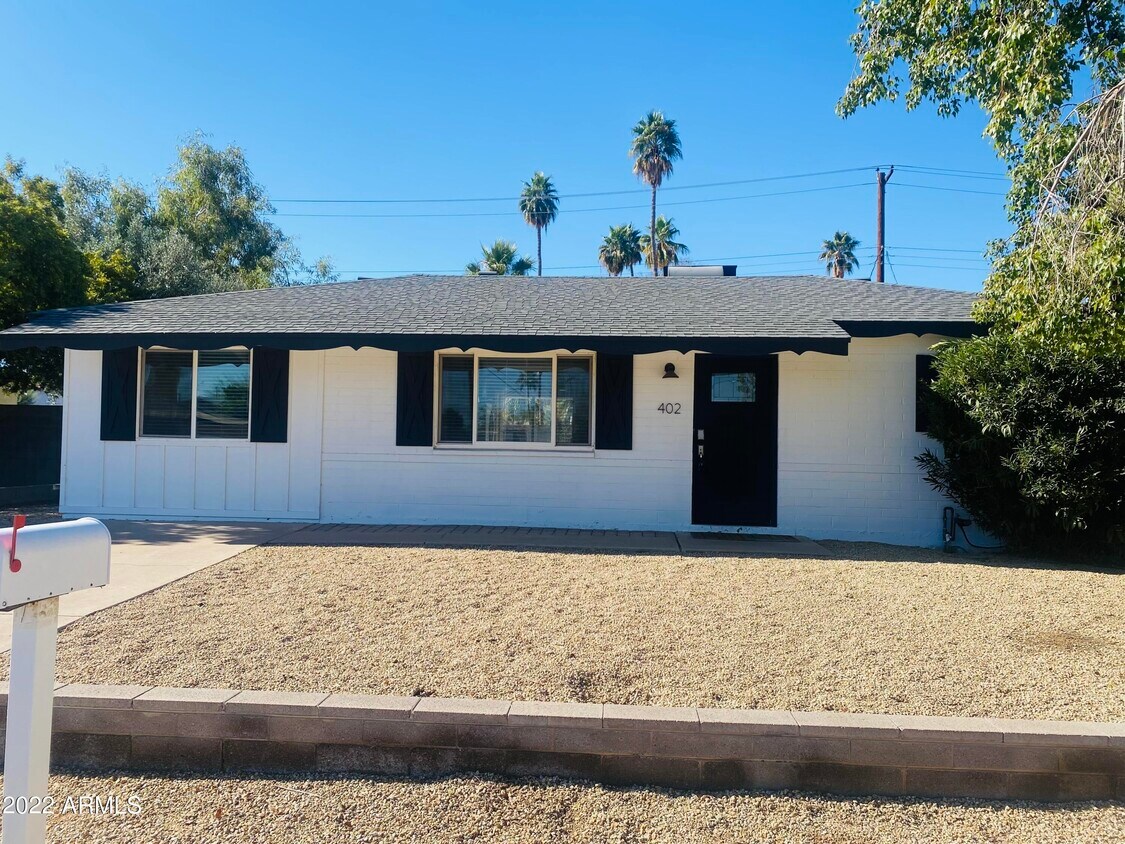 Primary Photo - 402 N 73rd St