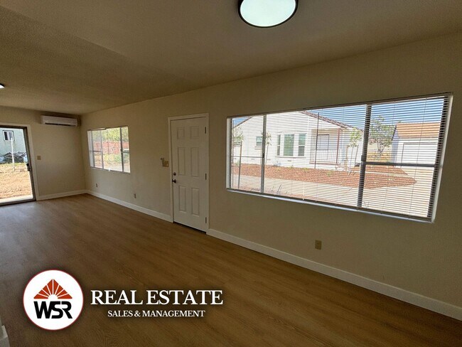 Foto del edificio - Fully Renovated 3BD/2BA House | Eucalyptus Ave, Moreno Valley
