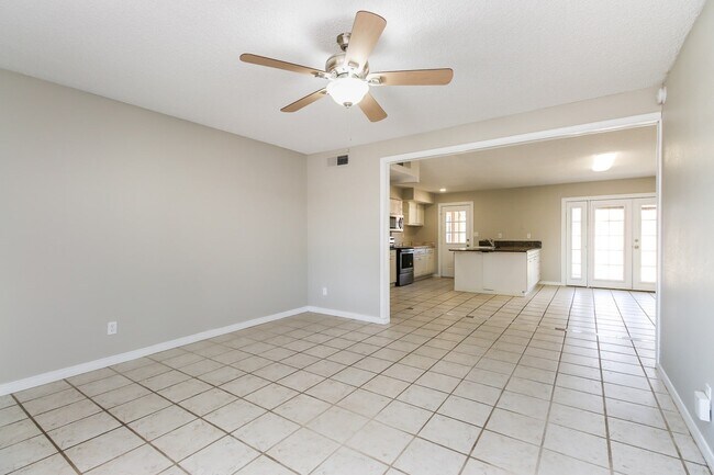 Foto del edificio - 2922 S Juniper St
