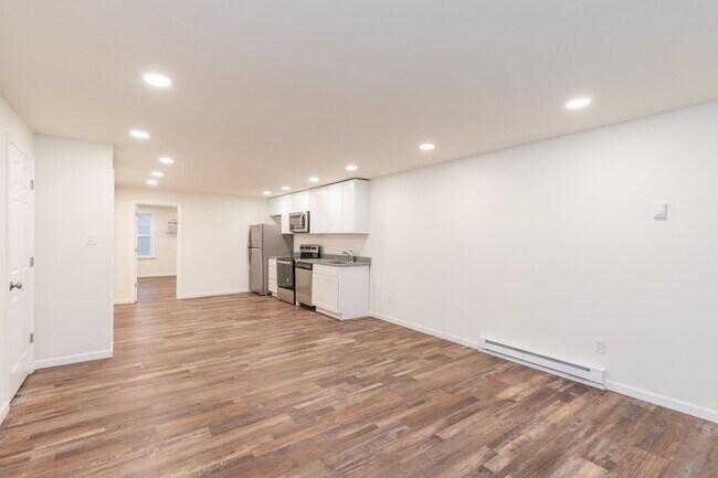 Building Photo - 2132 Grafton Dr