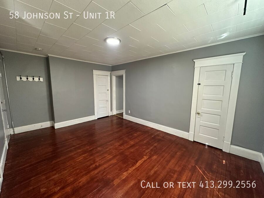 Primary Photo - 58 Johnson St