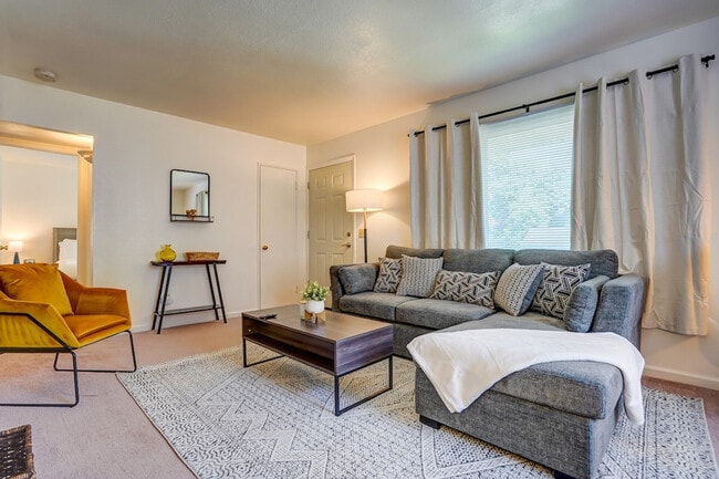 Foto del edificio - 8 Craig Ave