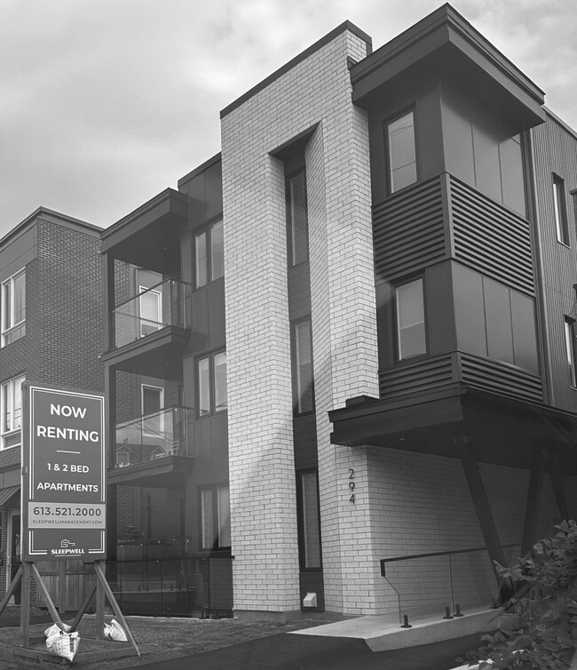 Photo du bâtiment - 294 Somerset St. E