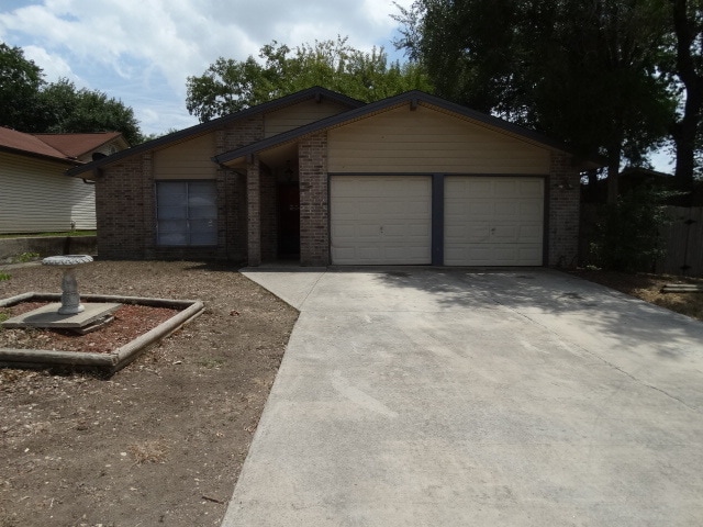 Building Photo - 11914 Alamo Blanco St