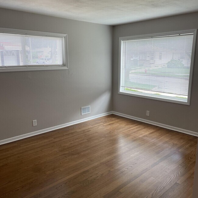 Foto del edificio - 5273 N 65th St