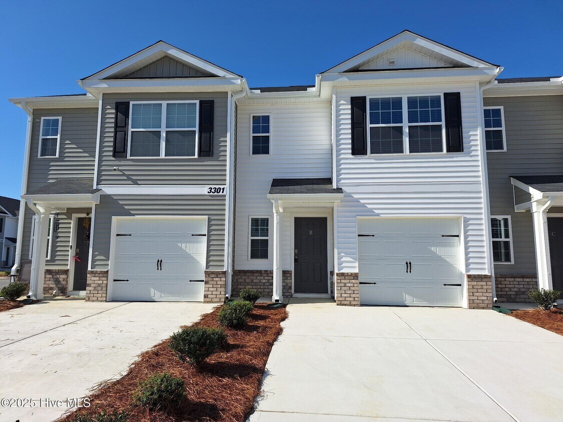 Foto principal - 3301 Tatlock Wy