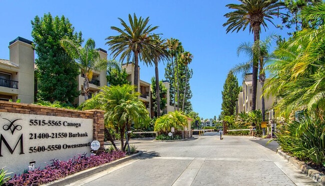 Building Photo - 5525 Canoga Ave