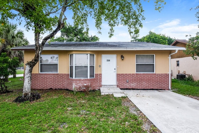 Building Photo - 236 Sunbeam Ave