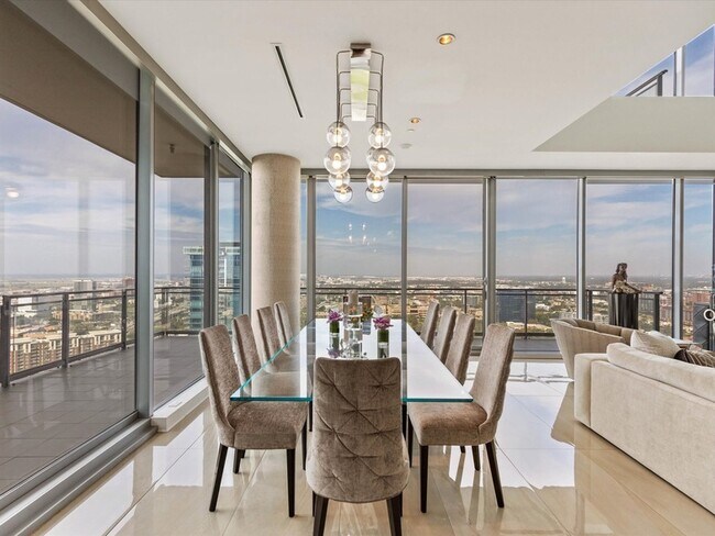 Foto del edificio - 2900 McKinnon St