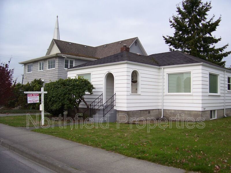Primary Photo - 1611 4th St