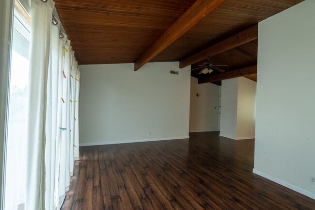 Building Photo - 2033 E Garvey Ave N