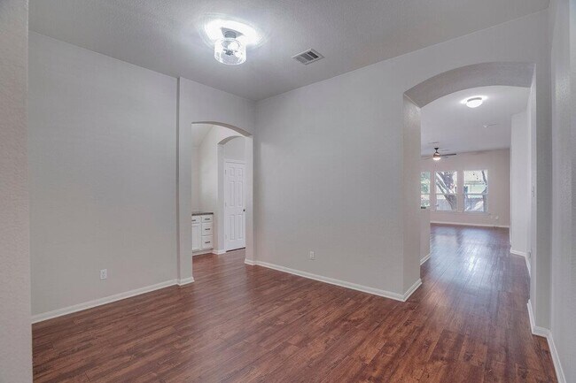 Foto del edificio - 2985 Overland St