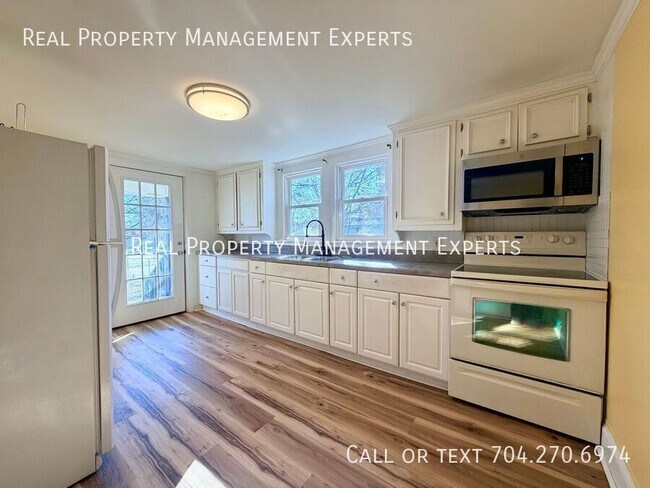 Foto del edificio - 4 Hickory St SW