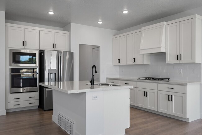 Foto del edificio - 78 S Lunar Wy