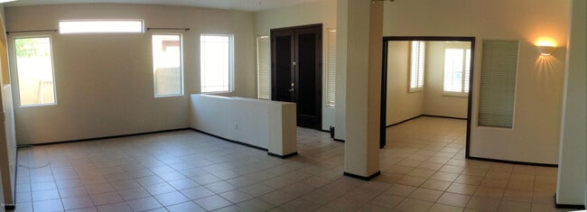 Building Photo - 14442 Agave Dr