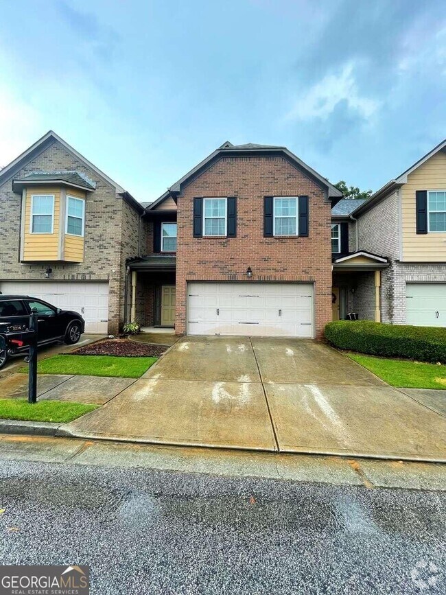 Ashley Pines Apartments for Rent with a Garage Snellville, GA 1