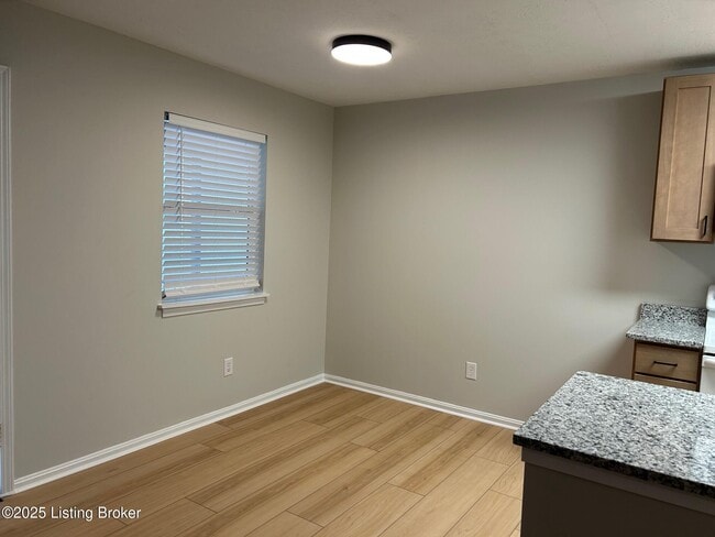 Building Photo - 2207 Alta Ave
