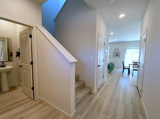 Building Photo - 4188 Adobe Ct