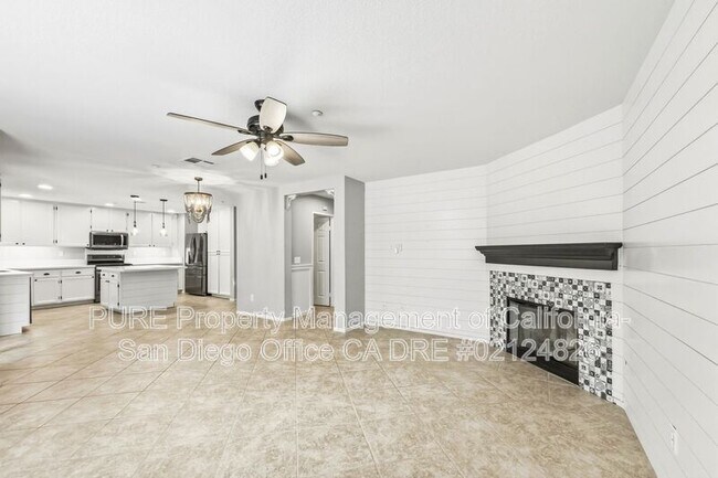 Foto del edificio - 1578 Acacia Cir