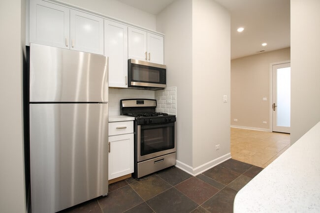 Building Photo - 3440 N Elston Ave