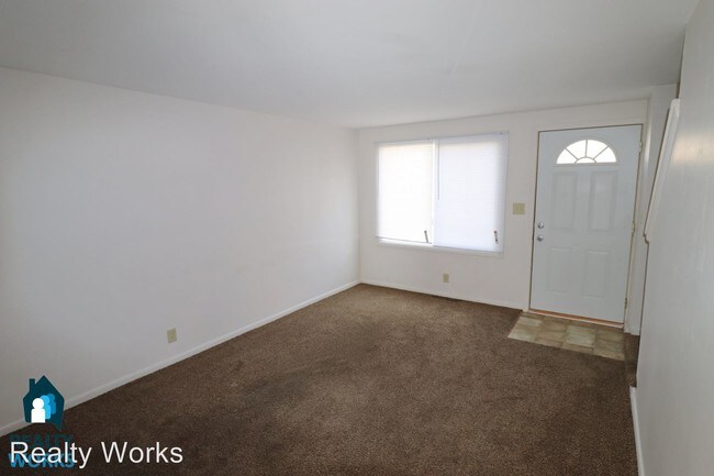 Foto del edificio - 5441-5447 Benton St