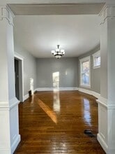 Building Photo - 3014 N Girard Ave