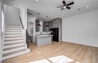 Building Photo - 1506 McKee St