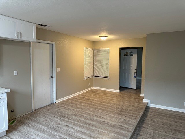 Foto del edificio - Stockton 3 Bedroom, 2 Bathroom, plus Bonus Room Home