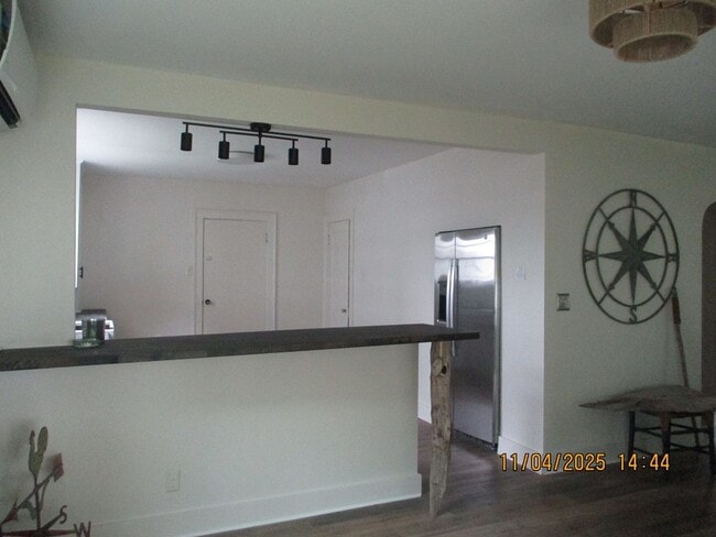 Building Photo - 2640 Queets Ave