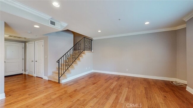 Photo - 11540 Moorpark St Apartment