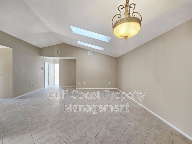 Foto del edificio - 4025 37th St W