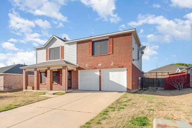 Building Photo - 4415 Falcon Dr