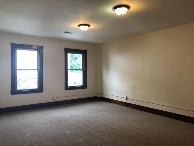 Foto del edificio - 256 E End Ave